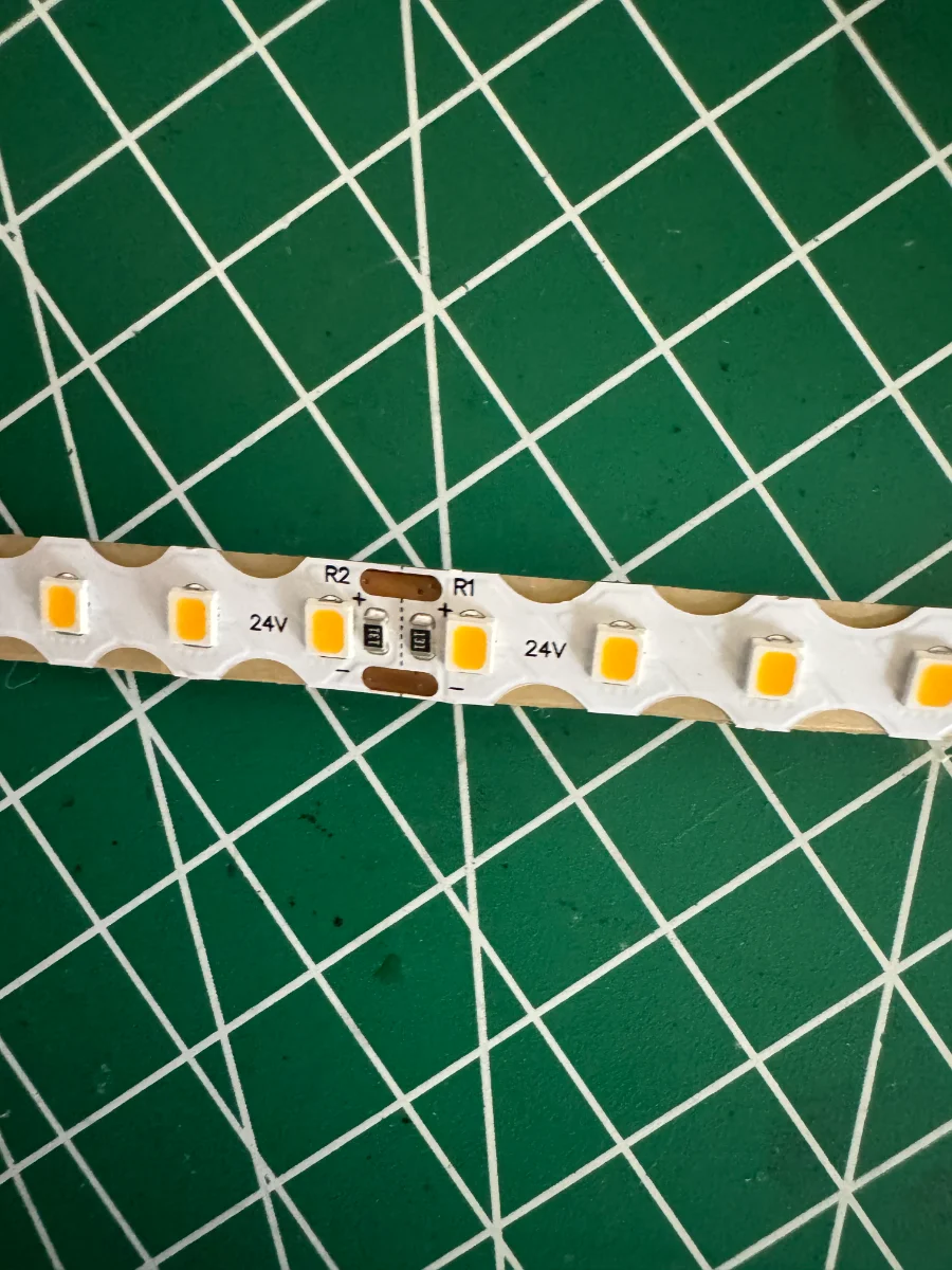 24V 2835 S Tipi Bükülebilir Şerit LED (5 Metre)
